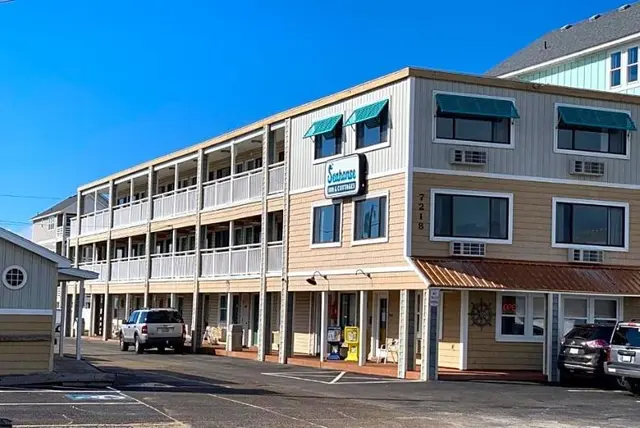 Rodeway Inn & Suites