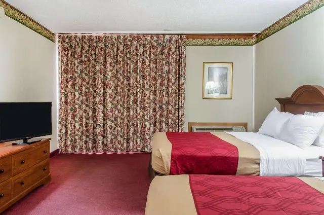 Econo Lodge York Area