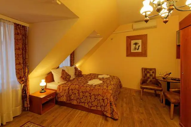 Enjoy Inn
