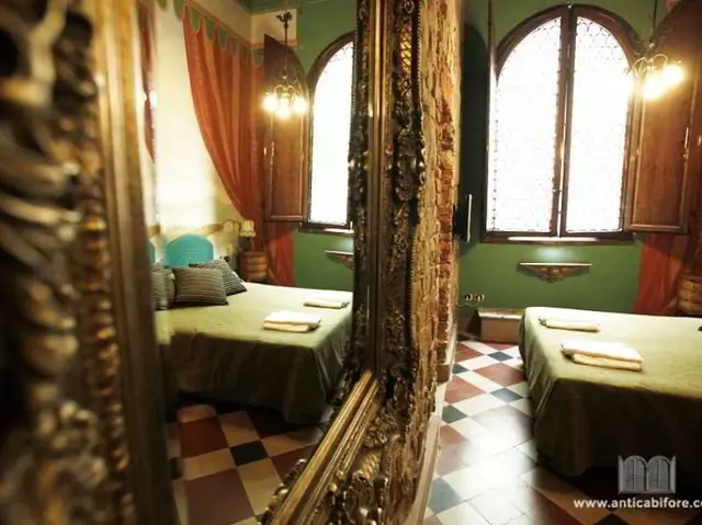L' Antica Bifore Guesthouse