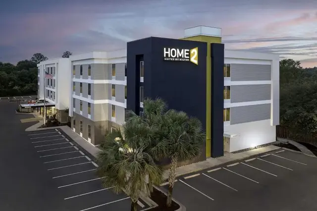 Home2 Suites Charleston Airport/Convention Center