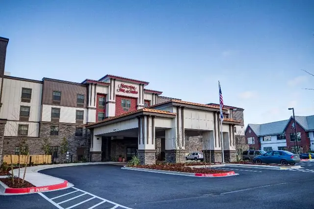 Hampton Inn and Suites Dupont, WA