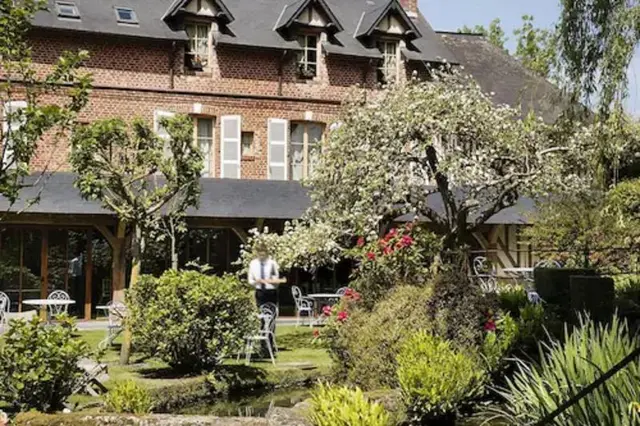 Auberge De La Source