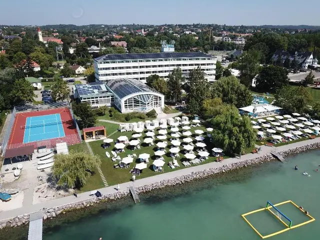 Hotel Marina Port