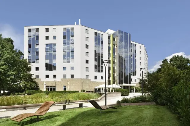Novina Sudwestpark Hotel