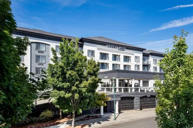 Courtyard Portland North