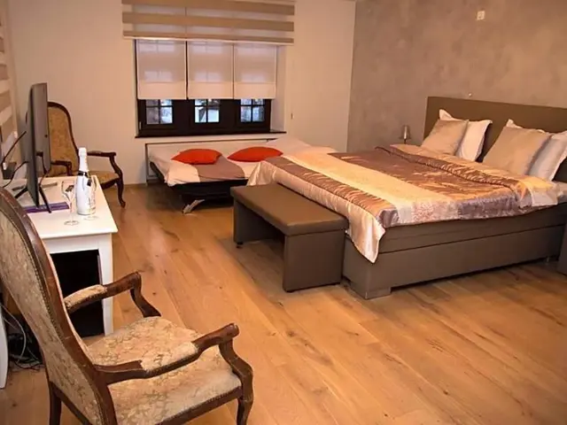 Au Manoir Des Vallees B&B
