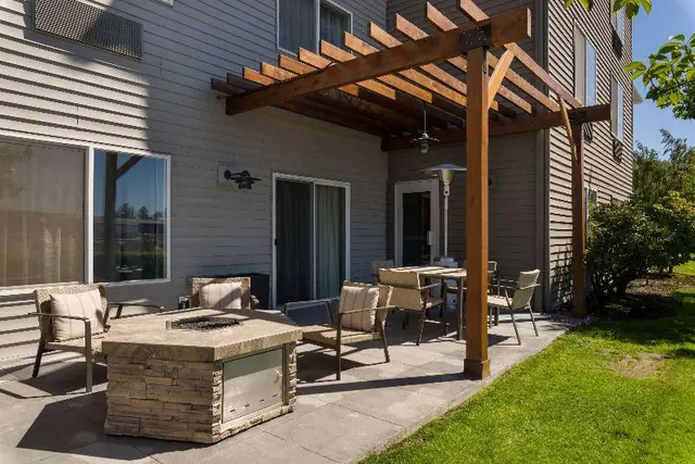 Country InnSuites Portland InternationalAirport Or