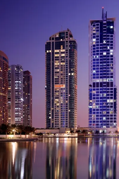 Movenpick Hotel Jumeirah Lakes Towers