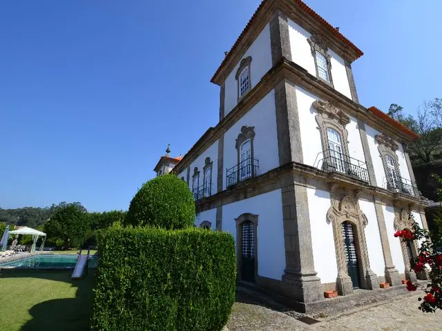 Casa Das Torres