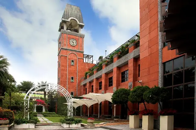 Grand Victoria Hotel