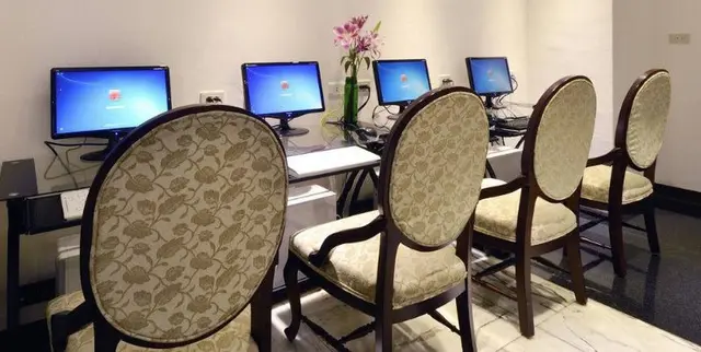 Ever Delightful Business Hotel