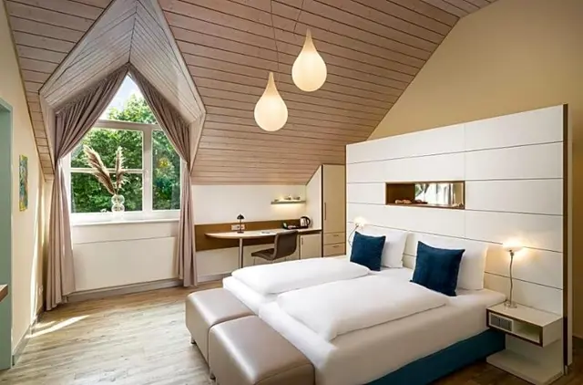 Flussbett Hotel