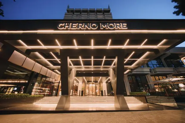 Hotel Cherno More