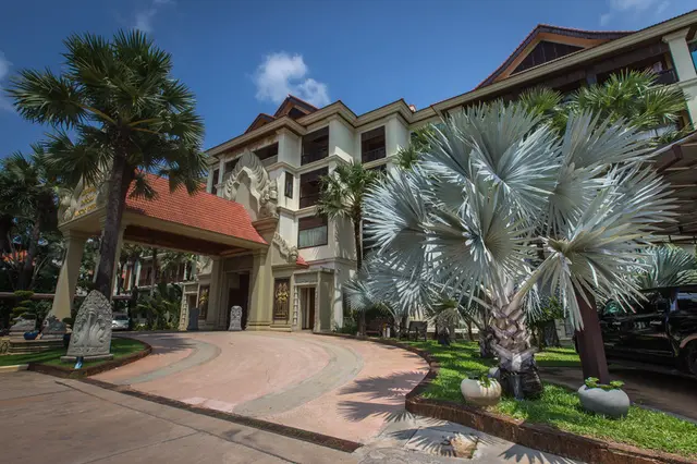Empress Residence Resort & Spa