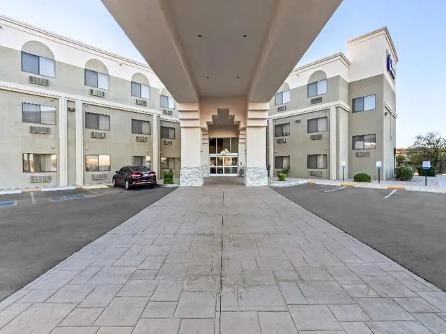 Comfort Inn & Suites Surprise Near Sun City West