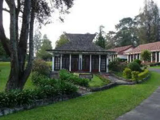 Danau Toba International Cottage Berastagi