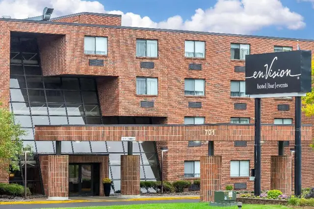 Envision Hotel St. Paul South