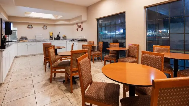 Motel 6 Willcox, AZ