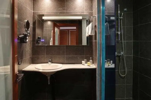 Liberte Hotel