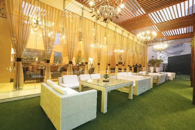 DoubleTree by Hilton Gurugram Baani Square