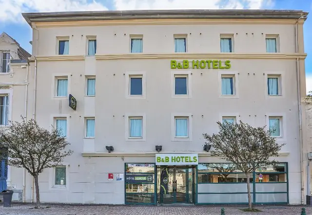 B&B HOTEL Les Sables-d'Olonne Centre Gare