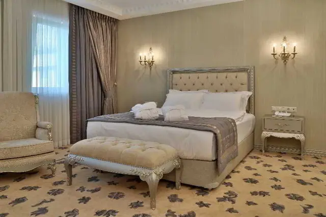 Cassiel Hotel