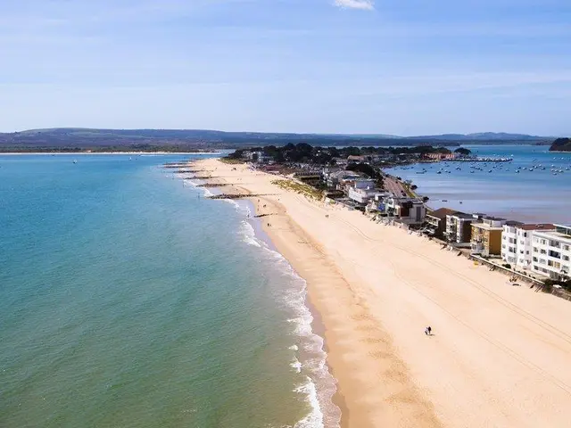 Sandbanks Hotel