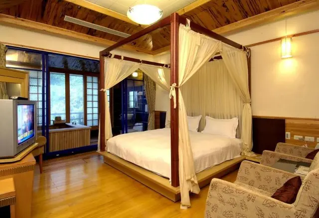 Fullmoon Spa