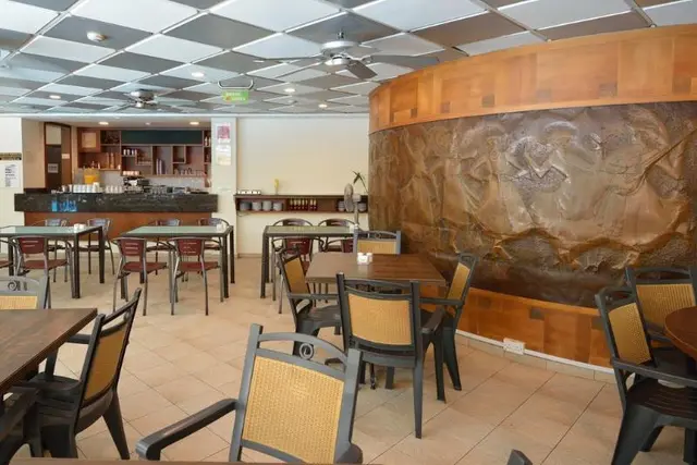VIP Hotel
