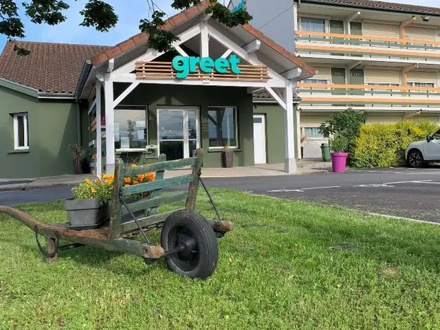 greet Hotel Belleville en Beaujolais A6