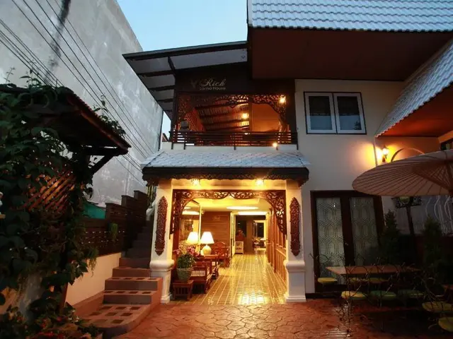 Rich Lanna House