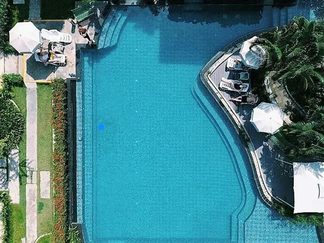 Paeva Luxury Serviced Residence SHA by ZUZU