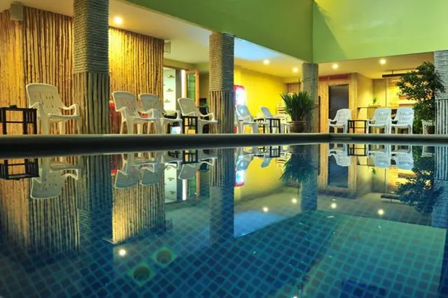 Hua Hin White Sand Hotel