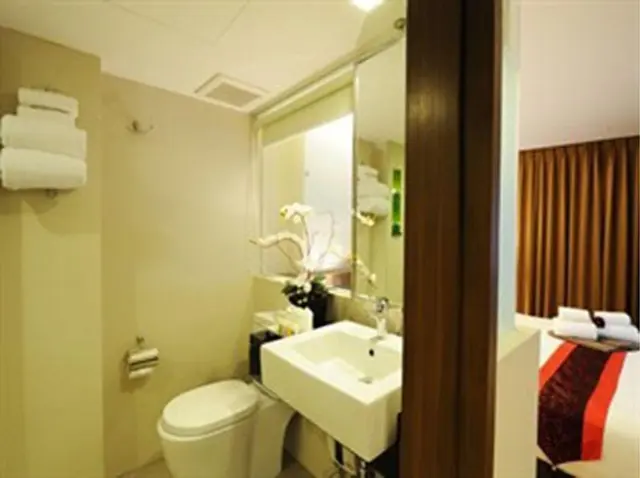 41 Suite Bangkok Hotel