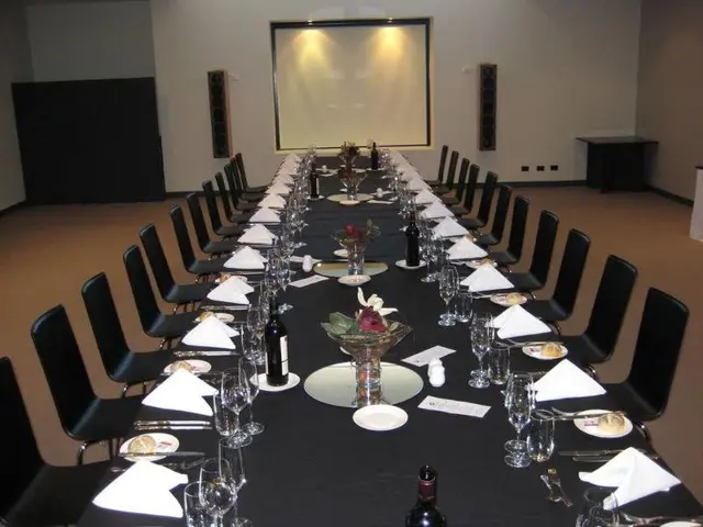 Mawson Lakes Hotel