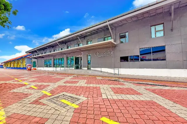 Quayside Hotel