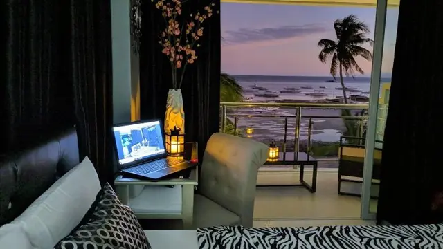 Bohol South Beach Hotel