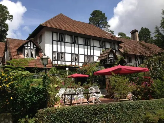 The Smokehouse Hotel