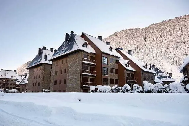 Val De Ruda Apts