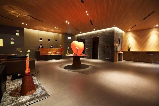 Hotel J Metropolis