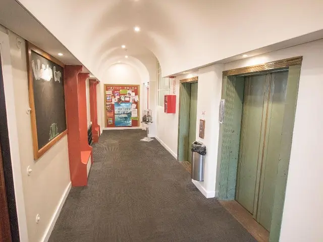 Hotel Waterloo & Backpackers