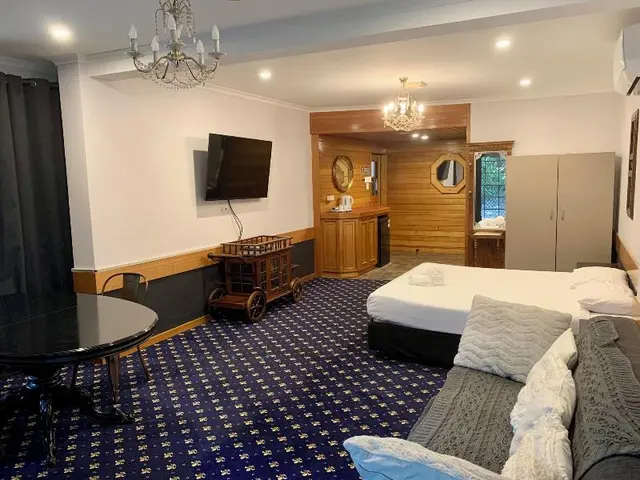 Ascot Motor Inn