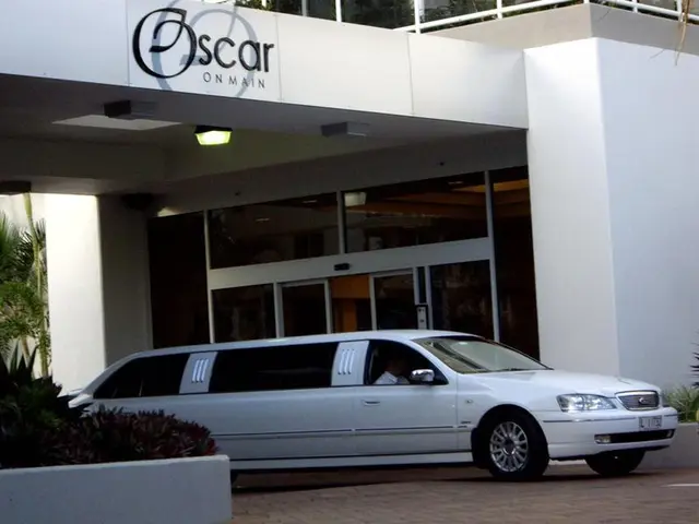 Oscar on Main Resort
