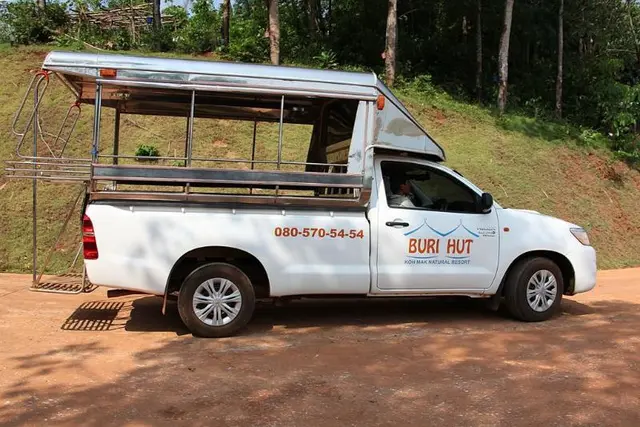 Koh Mak Buri Hut Natural Resort