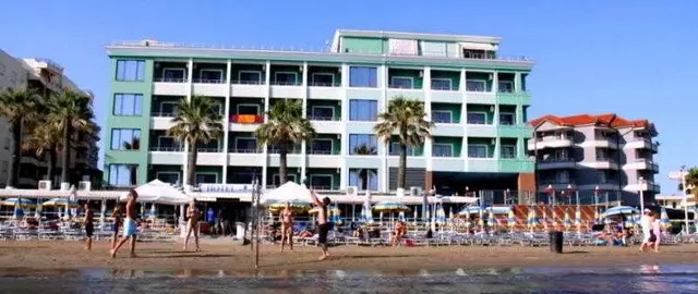 Vivas Hotel