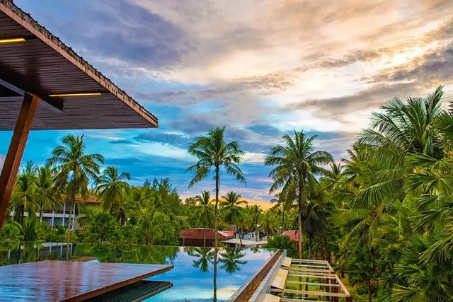 Graceland Khaolak Beach Resort