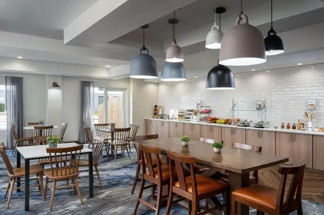 Fairfield Inn & Suites Austin South