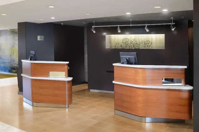 Courtyard by Marriott Dallas North