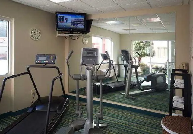 Fairfield Inn & Suites Hickory